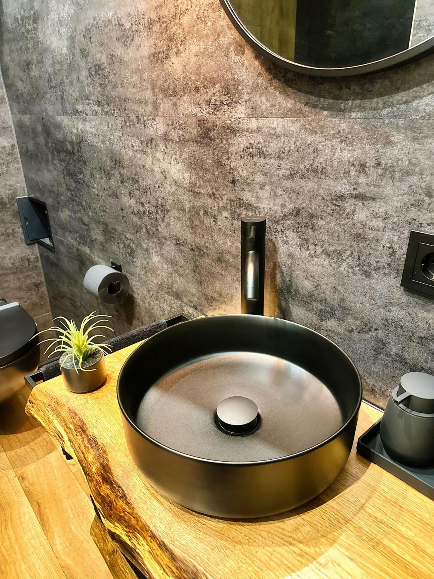 Apartment Schwarzwaldgefluester غرنباخ المظهر الخارجي الصورة